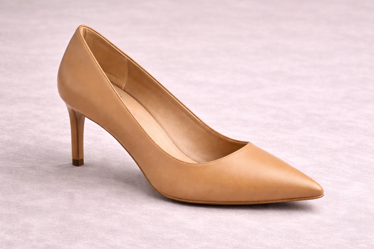 Zapato de salon piel napa lisa beige