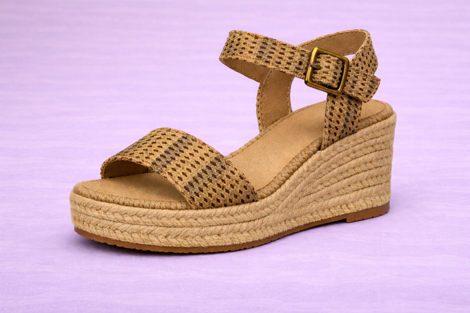 Sandalia de serraje estampado trenzado